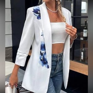 Floral White 3/4 Sleeve Blazer